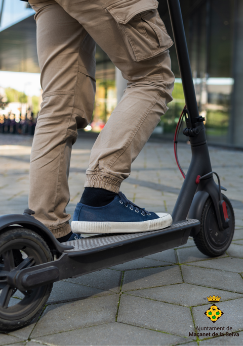 L’Ajuntament de Maçanet de la Selva impulsa una campanya de control dels patinets elèctrics per reforçar la seguretat viària